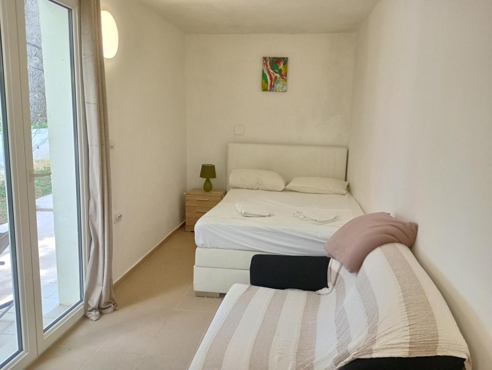 Apartments And Rooms Camelia Premantura Exterior photo